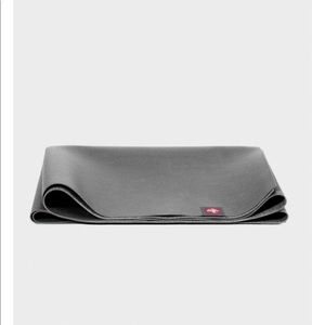 eko® superlite travel yoga mat - charcoal